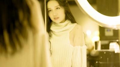 湿身诱惑:美女沐浴激情时刻