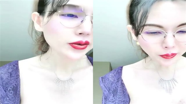 花椒女神人间尤物妩媚妖娆，道具自慰大秀湿身高潮！